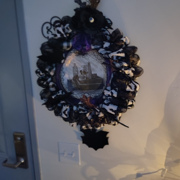 Halloween wired ribbon wreath - Picture 4 of 4